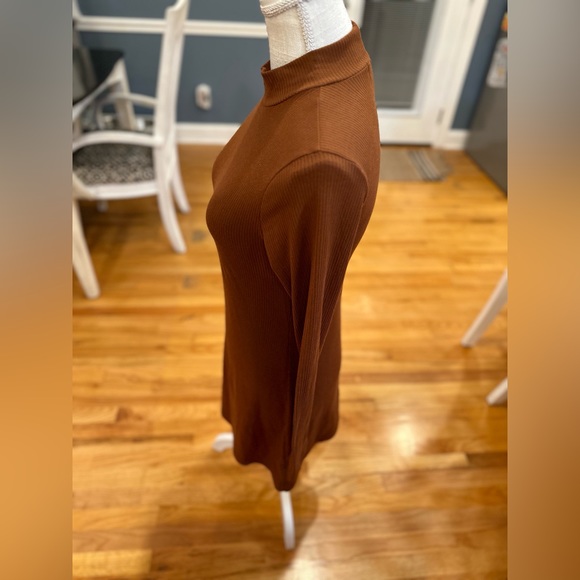 💜 5 for $25 or 3 for $18 Altar’d State brown turtleneck long sleeve dress - Picture 3 of 7